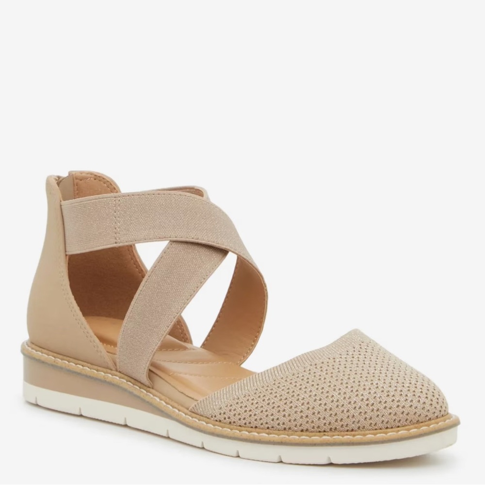 Kelly & Katie Laurna Wedge Sandal - Beige 9.5
